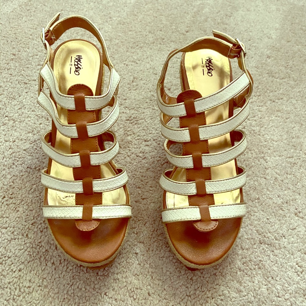 Wedges - Picture 2 of 5
